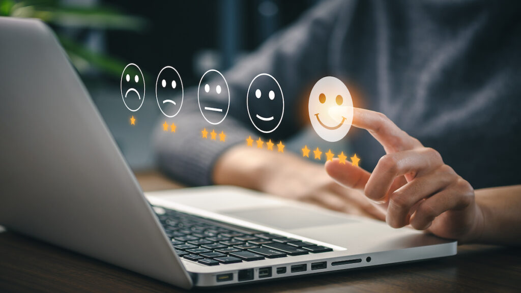 تجربه مشتری چیست؟ و چگونه آن را مدیریت کنیم