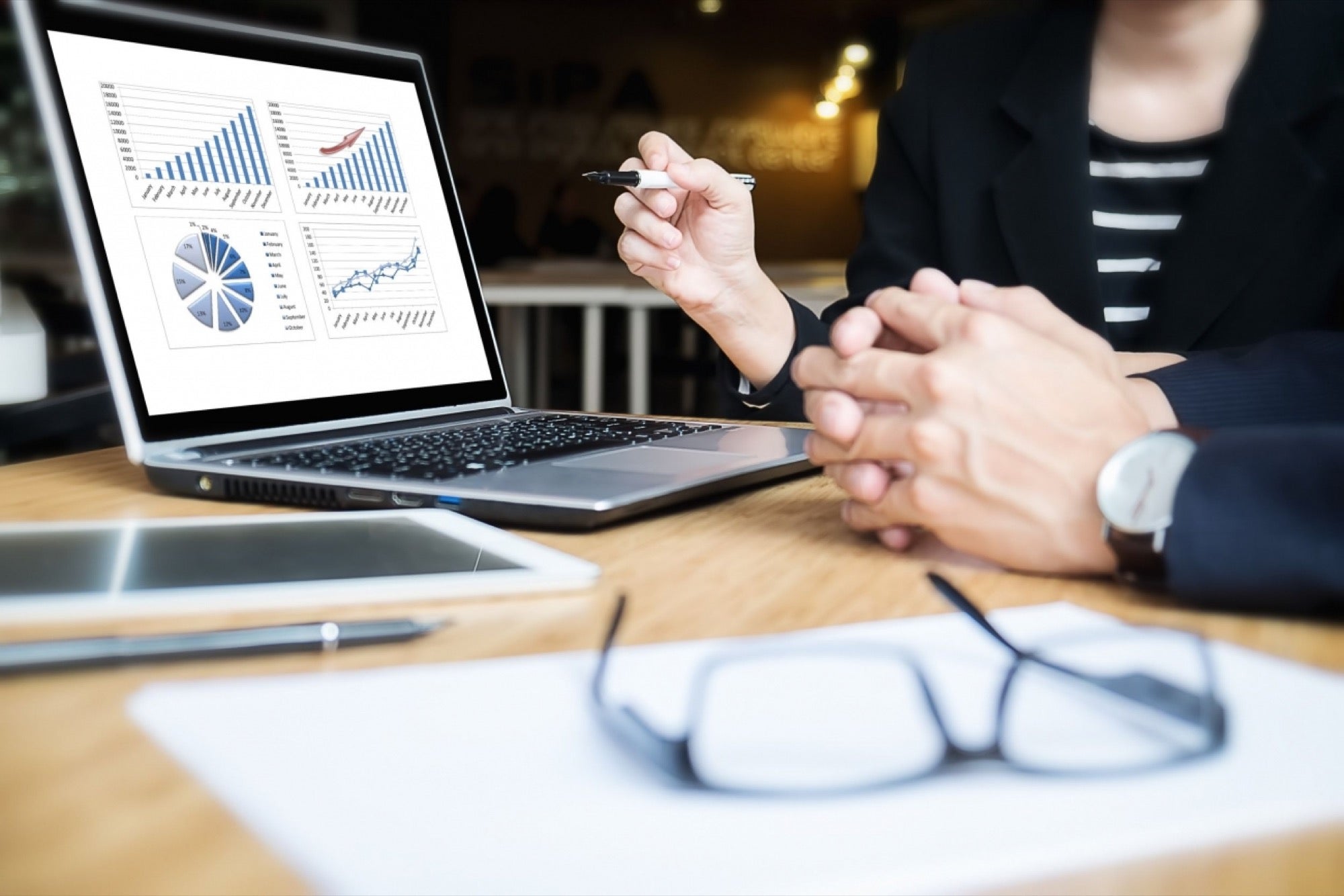 مشاوره کسب و کار در آبادان - بهترین مشاور رشد بیزینس