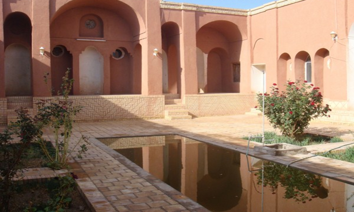کسب و کار در مهاباد