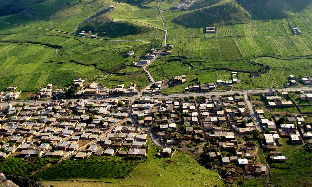 کسب و کار در آسمان آباد
