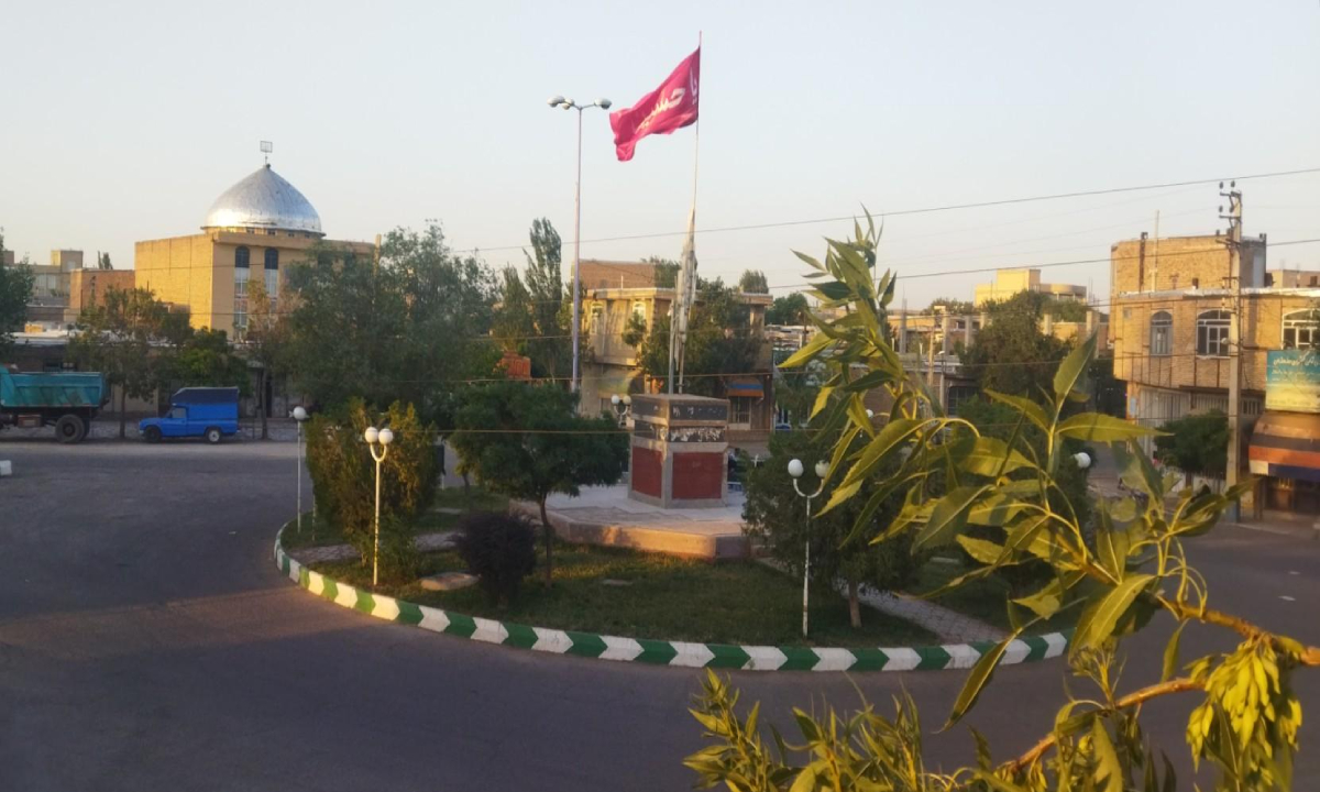 کسب و کار در دوزدوزان
