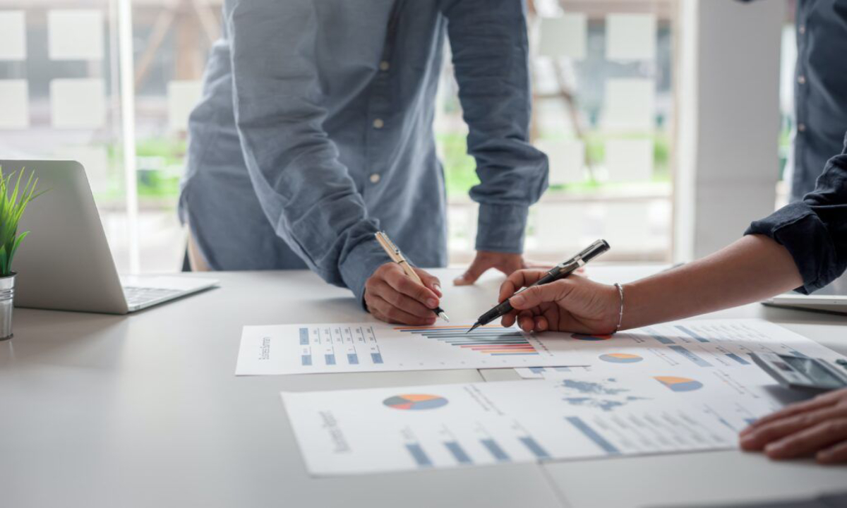 مشاوره کسب و کار با دکتر امید کربلایی